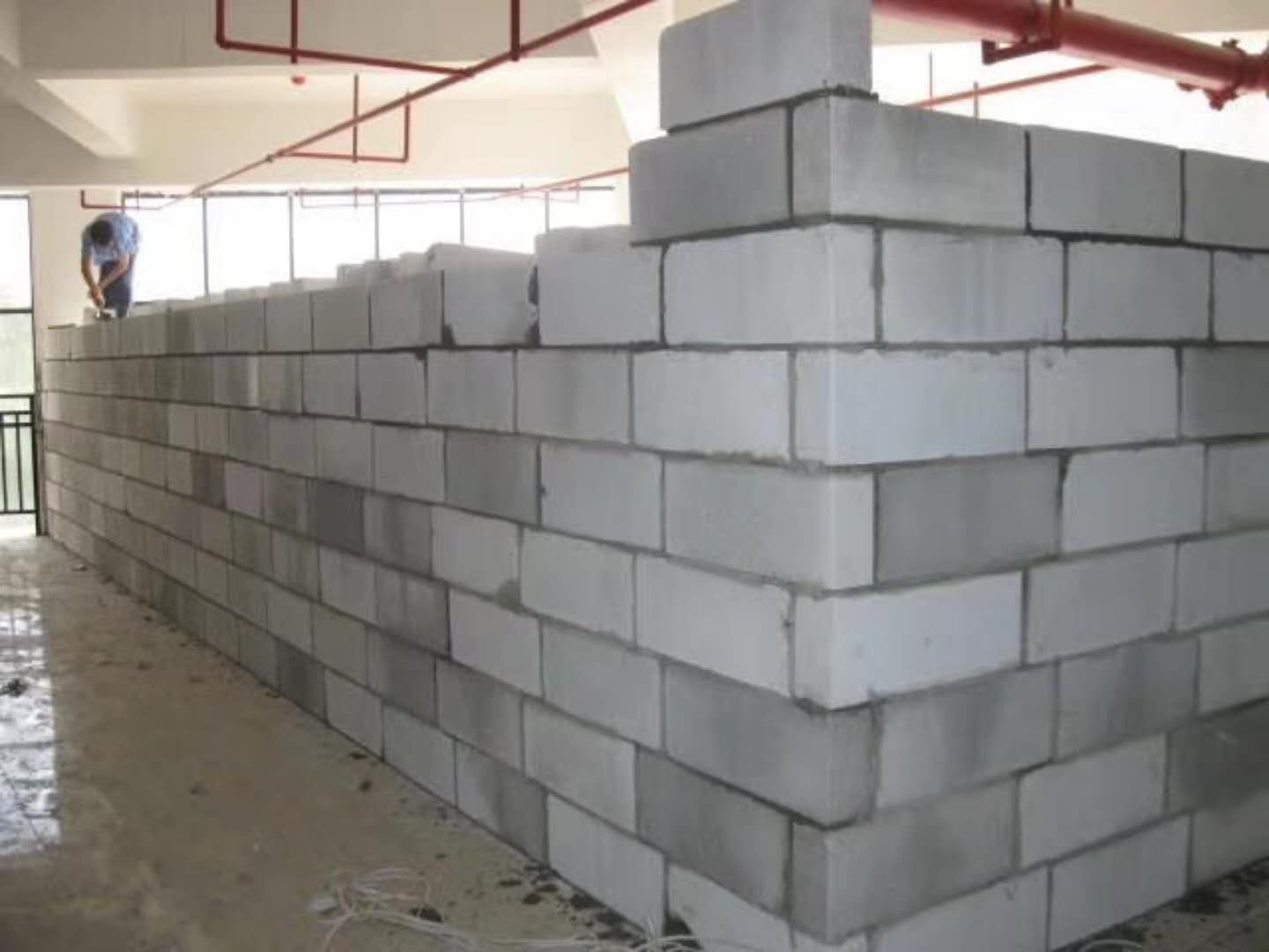 嘉荫蒸压加气混凝土砌块承重墙静力和抗震性能的研究